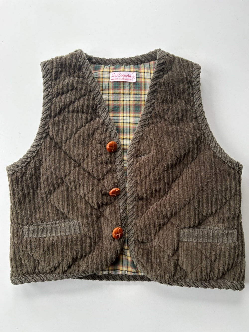La Coqueta Corduroy Vest in Olive Brown / Caza Sleeveless Jacket